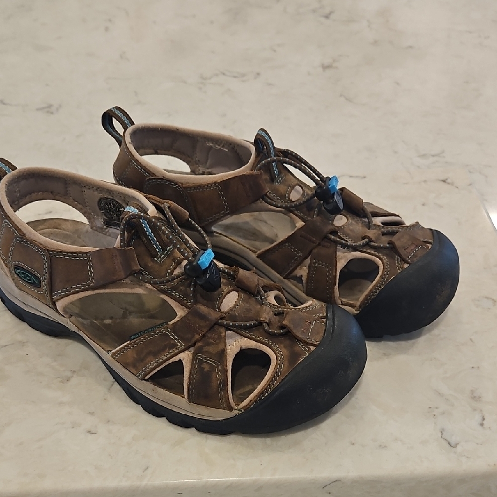 Keen Women's Venice Dark Earth/Carribean Sea Sandals Size:7.5 Width:B - Medium